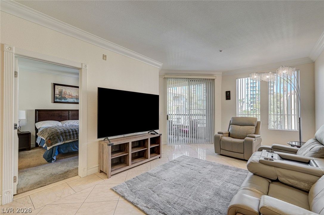 260 East Flamingo Road 304 — photo 2