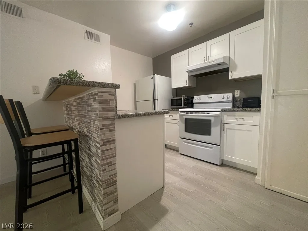 1361 East University Avenue 105 — photo 5