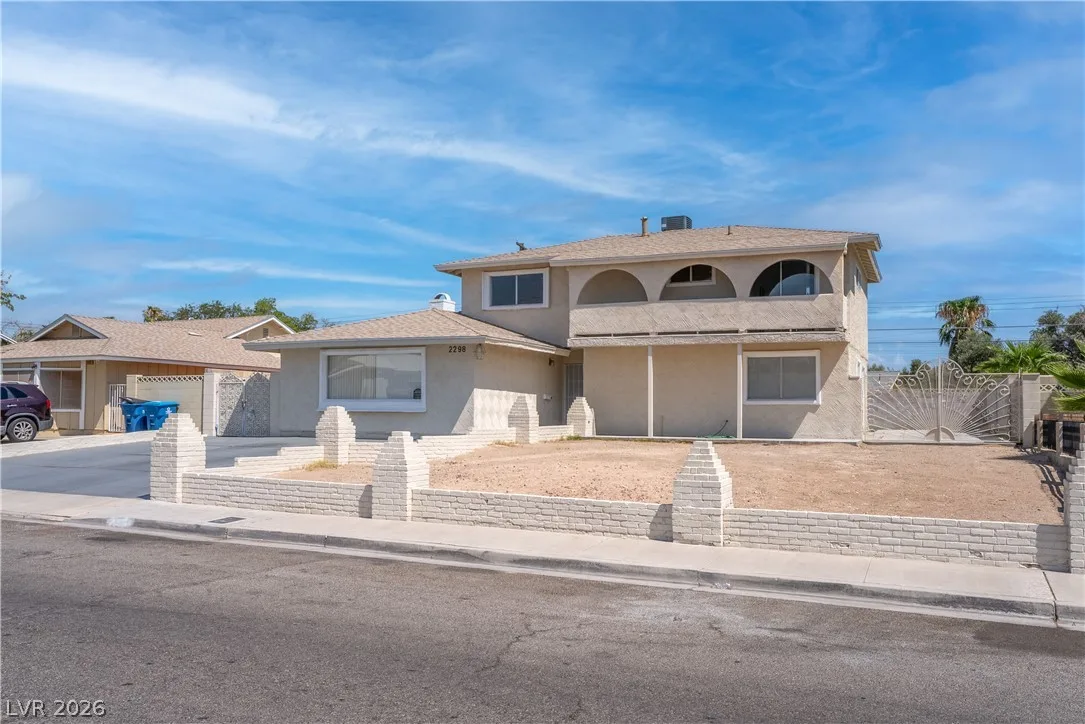 2298 Golden Arrow Drive — photo 2