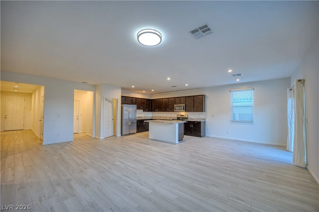 5635 South Larimer Street — photo 4
