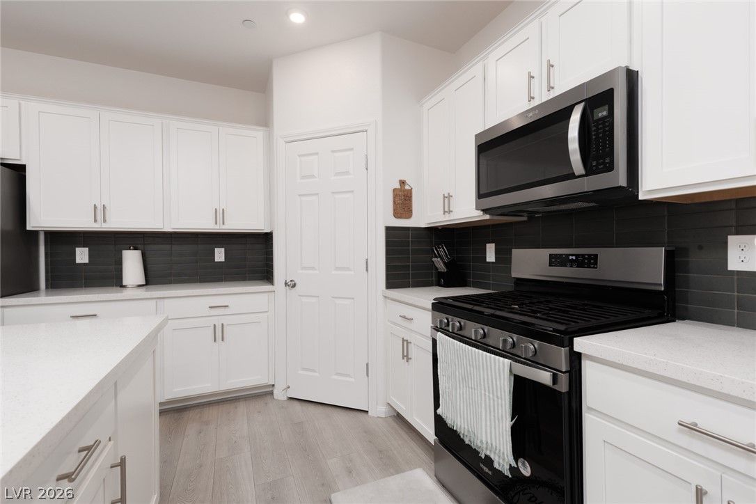 10925 Cilantro Avenue — photo 3
