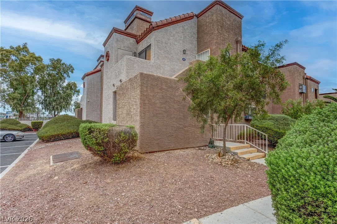 2975 Juniper Hills Boulevard 201 — photo 4
