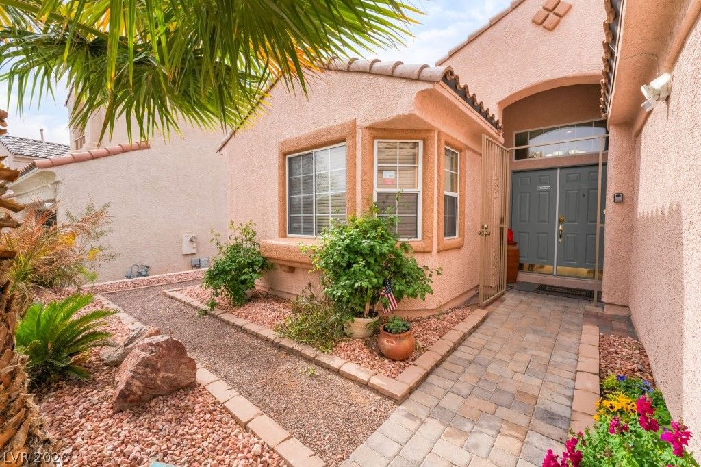 11261 Playa Caribe Avenue — photo 4 of 22