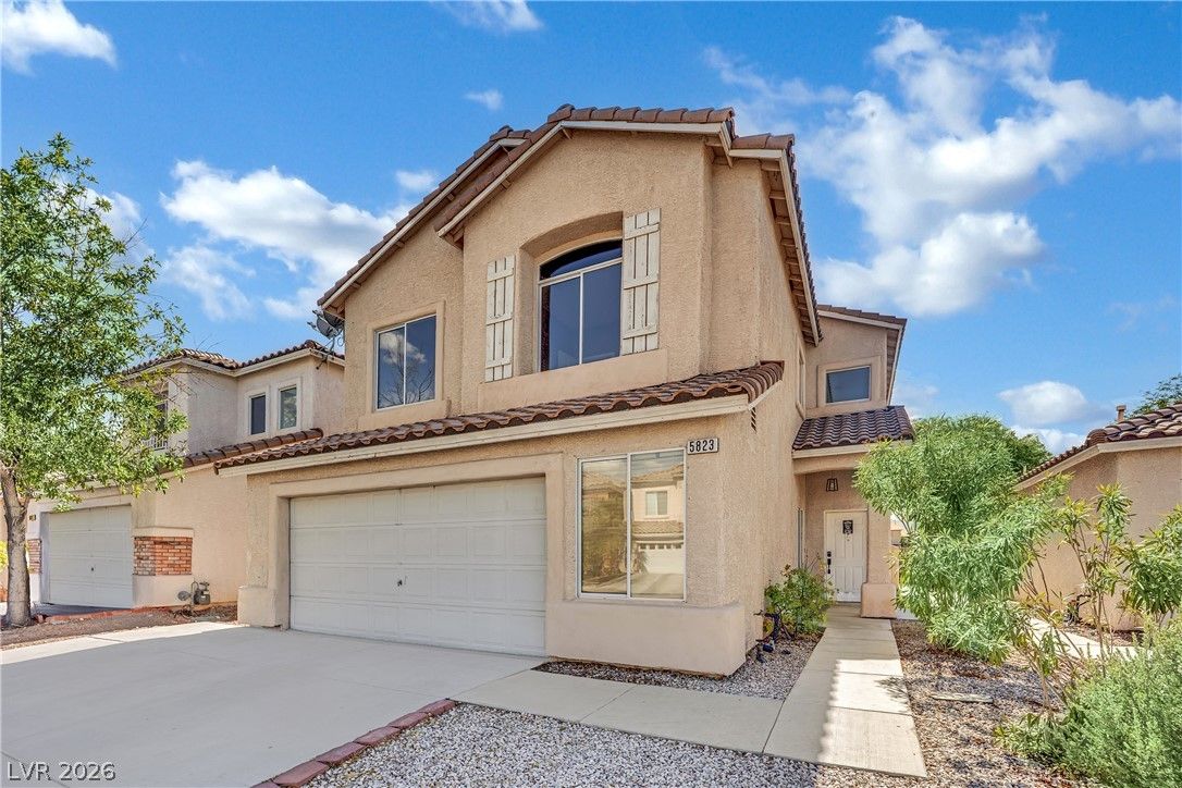 5823 Golden Wing Street — photo 3 of 42
