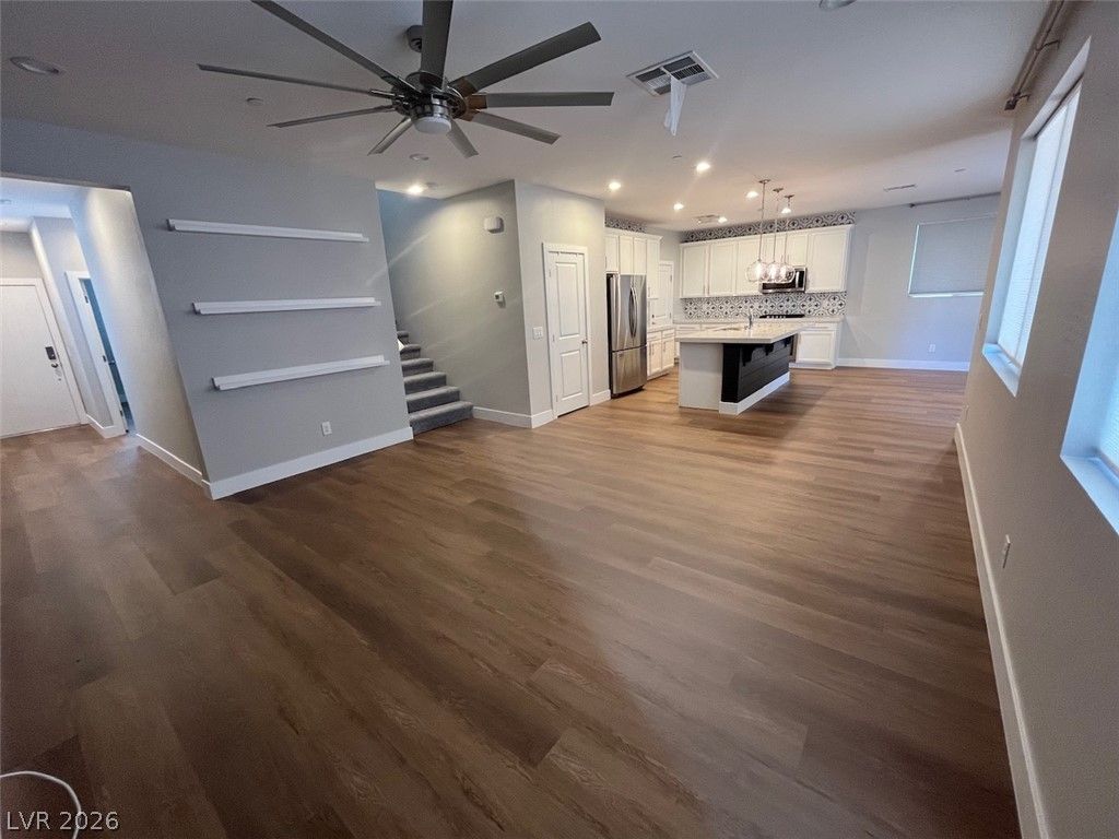 2455 Calestano Avenue — photo 5