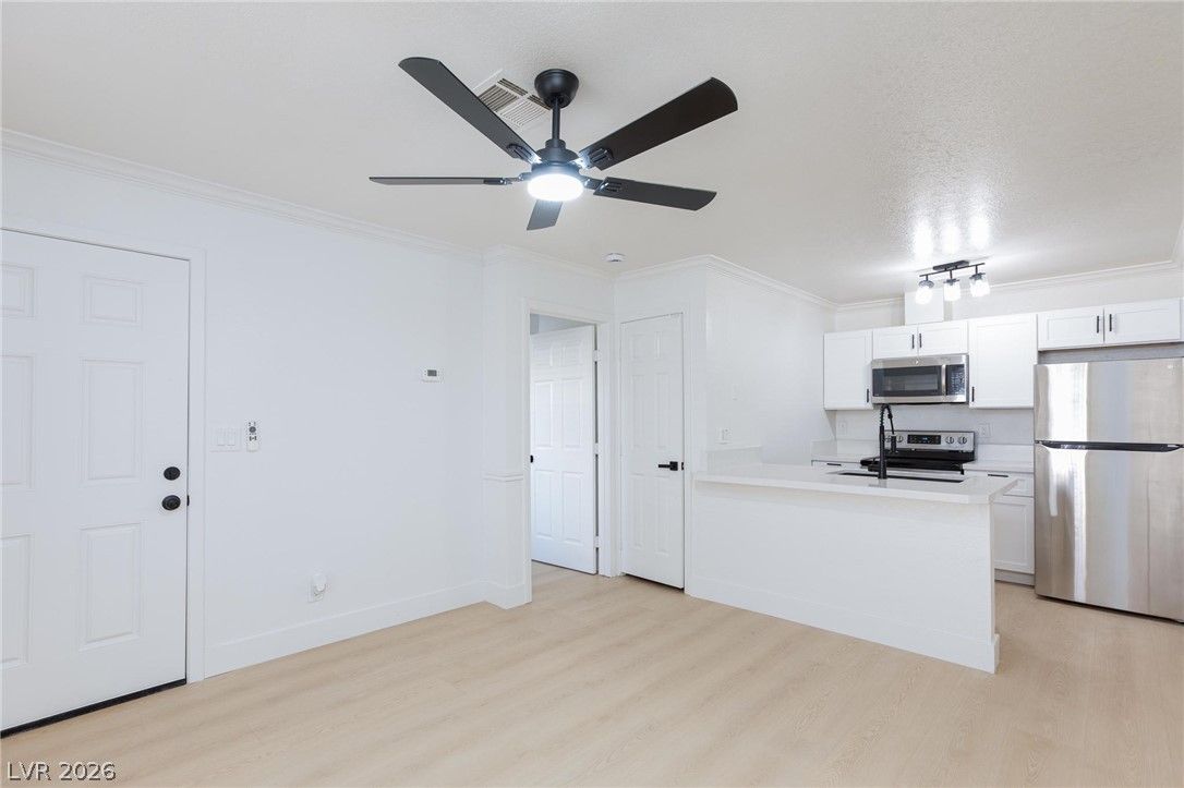 3603 Di Salvo Drive 142 — photo 5