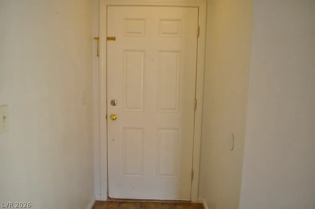 452 Groft Way — photo 4