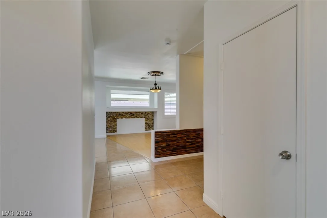 10513 Shanna Trellis Avenue — photo 5