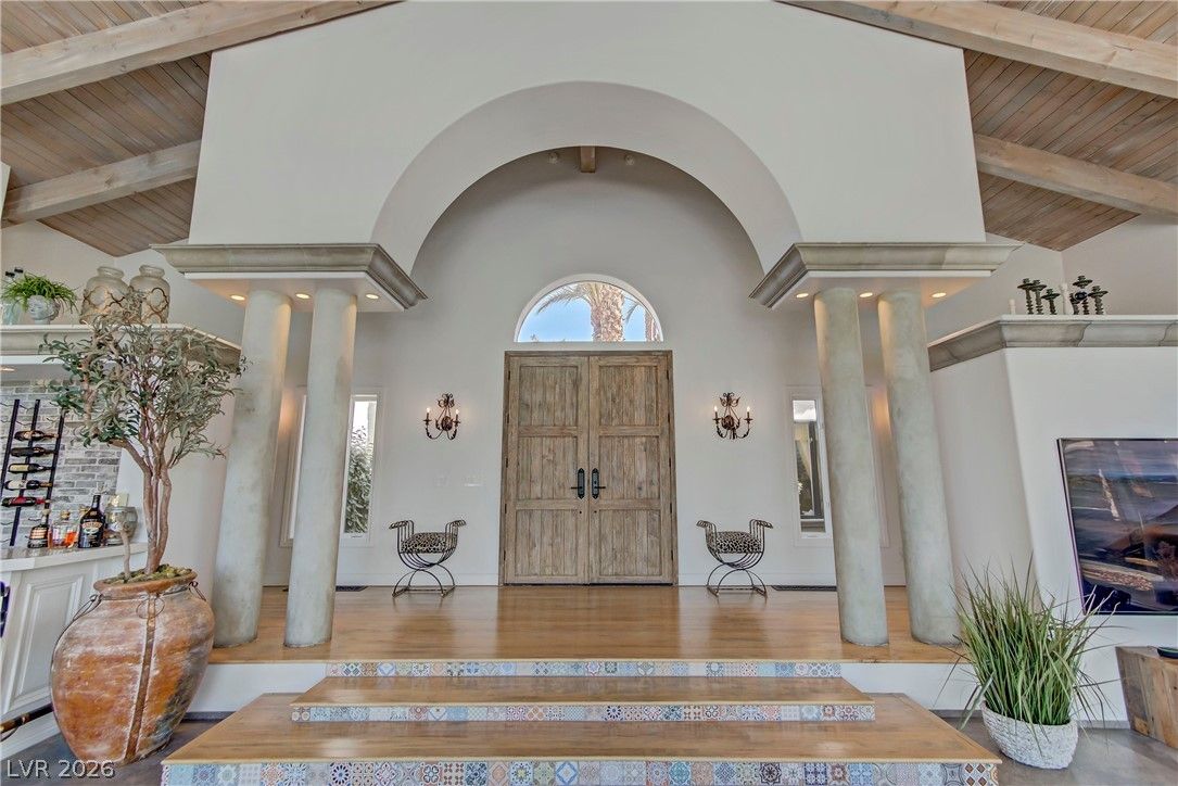 8628 Scarsdale Drive — photo 5