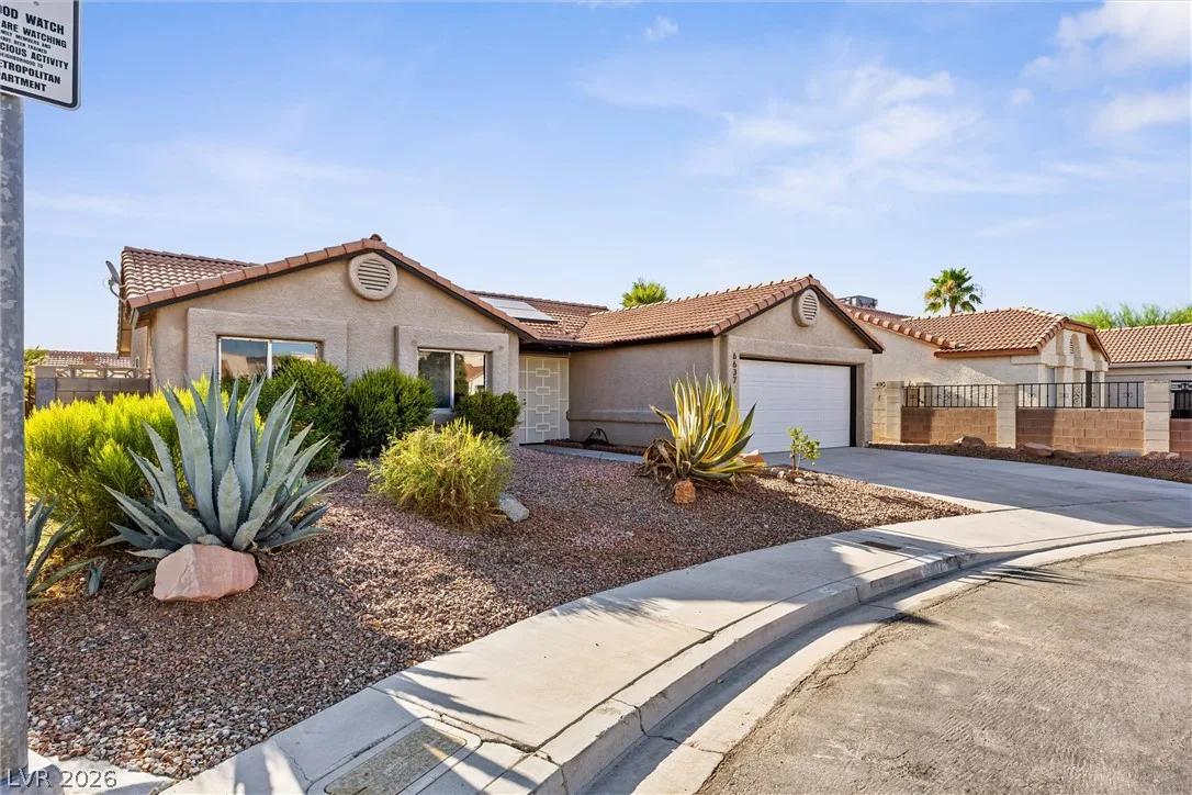 6637 Coastal Breeze Court — photo 3