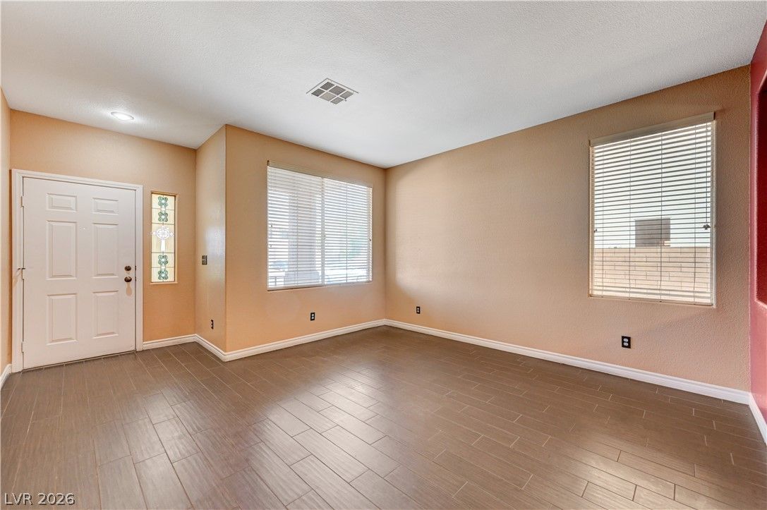 1335 Penhill Court — photo 4