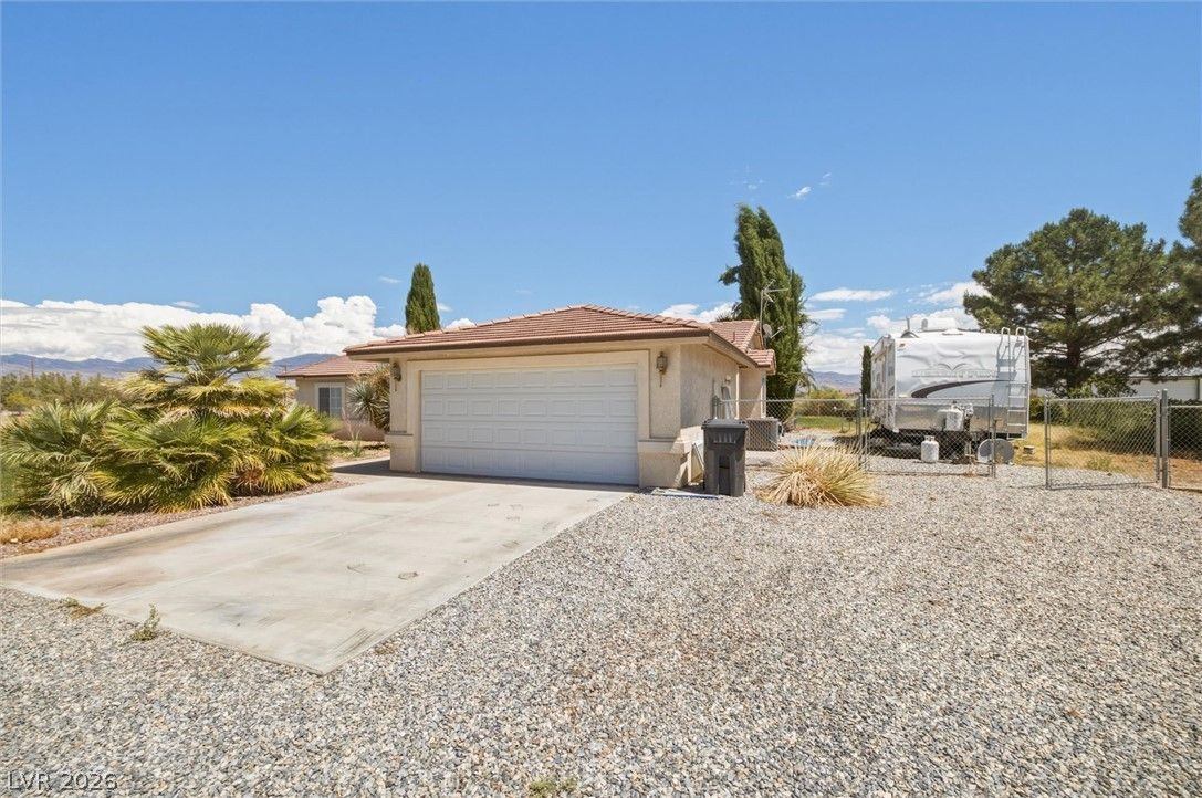 2691 Papaya Avenue — photo 3