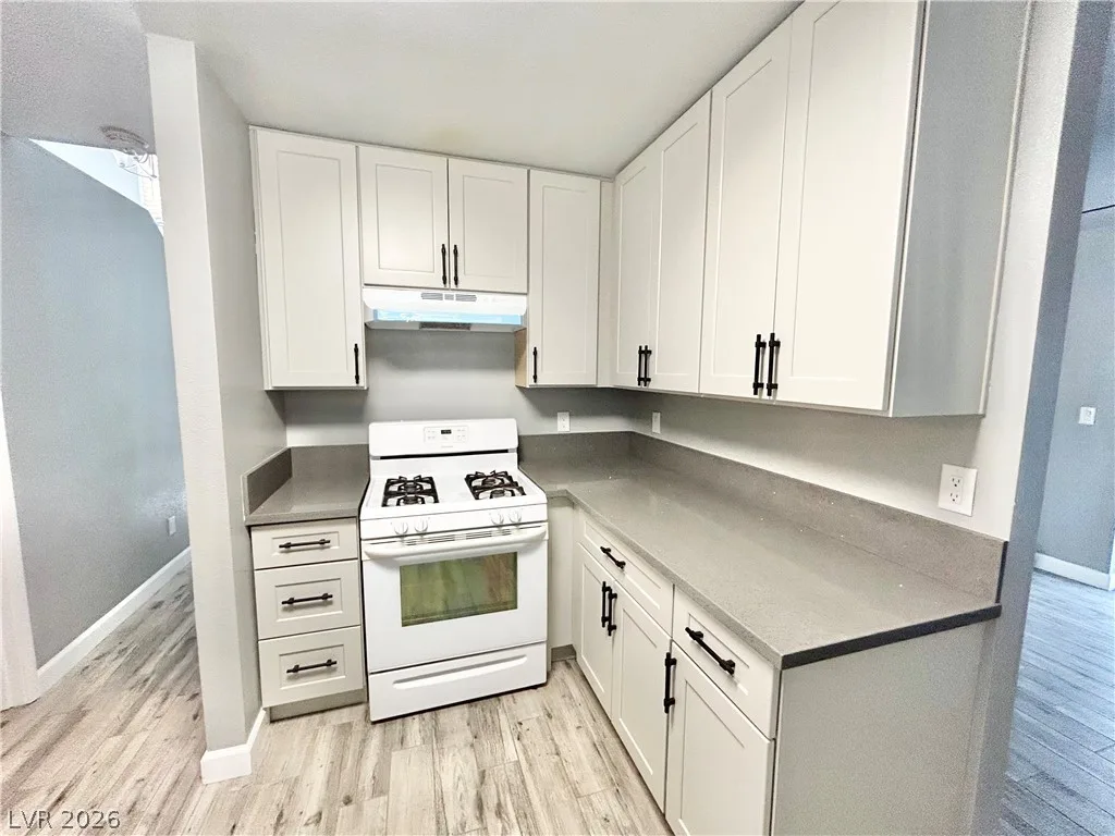 3795 Steinbeck Drive — photo 2
