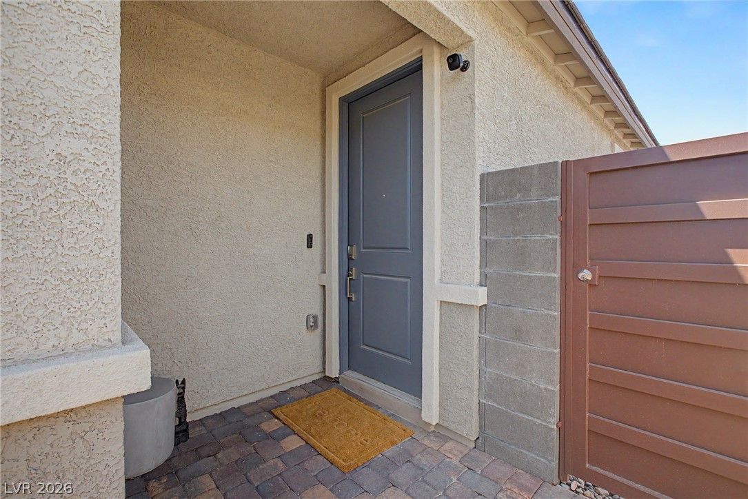 9386 Sequoia Ridge Avenue — photo 4