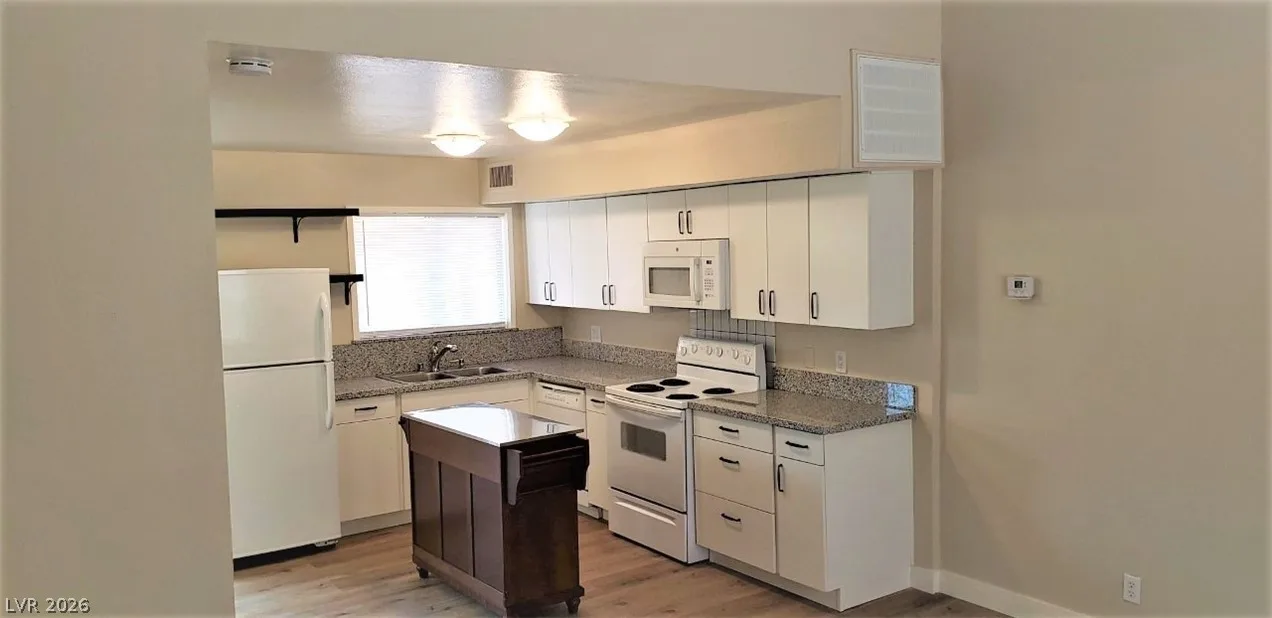 5118 Garden Lane C — photo 3