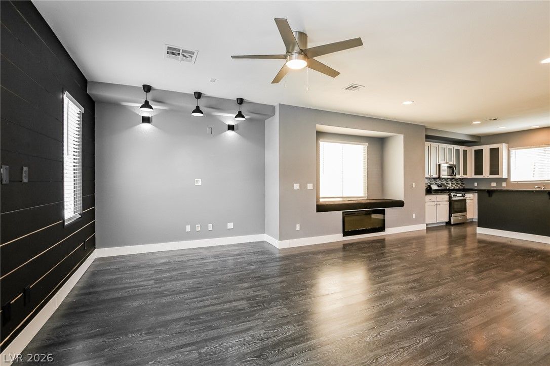 9389 Brigham Avenue — photo 4