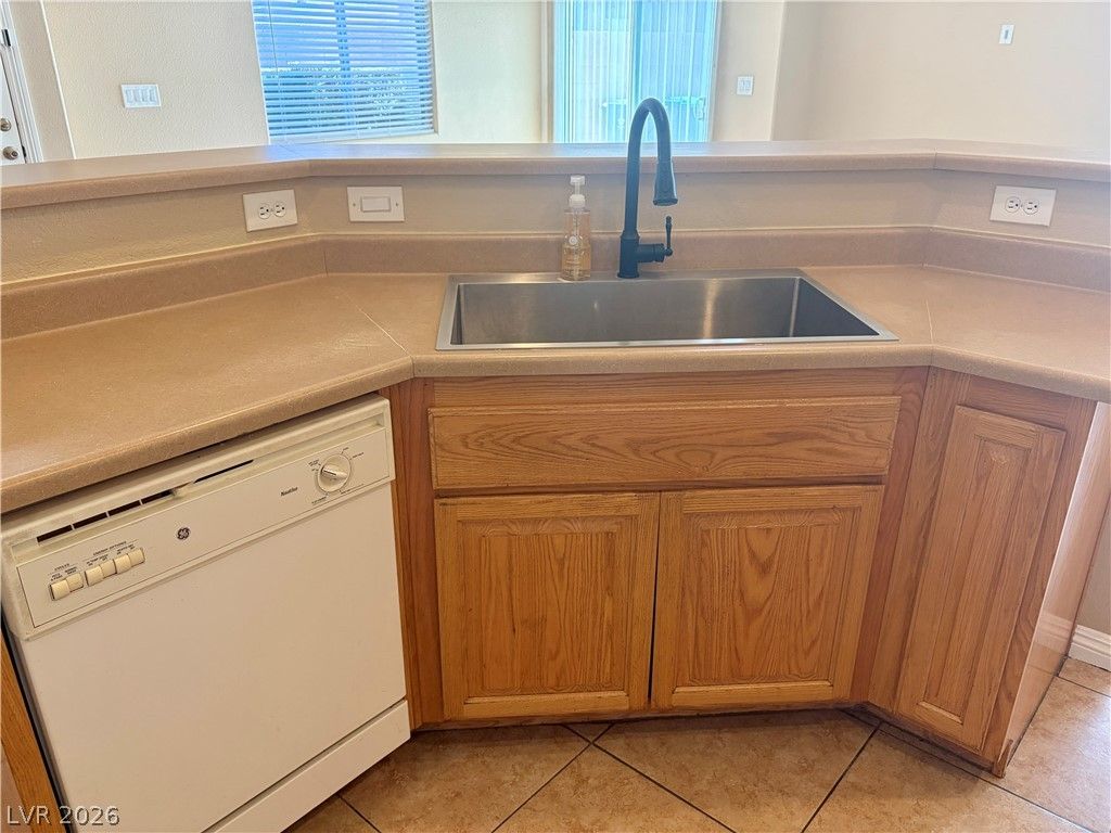 2065 SCANLON FERRY Court 103 — photo 4
