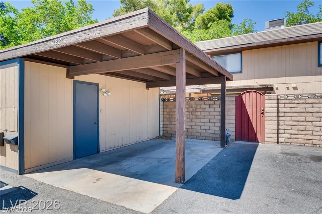6156 Meadow Vista Lane — photo 3 of 11