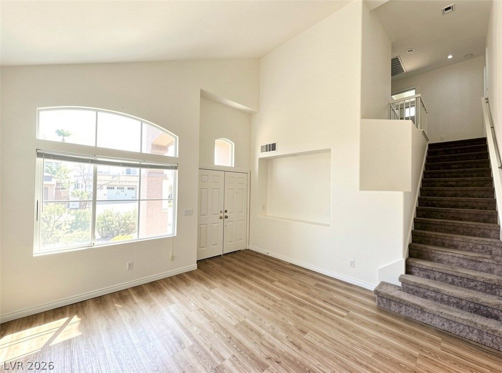 1517 Cross Country Street — photo 3