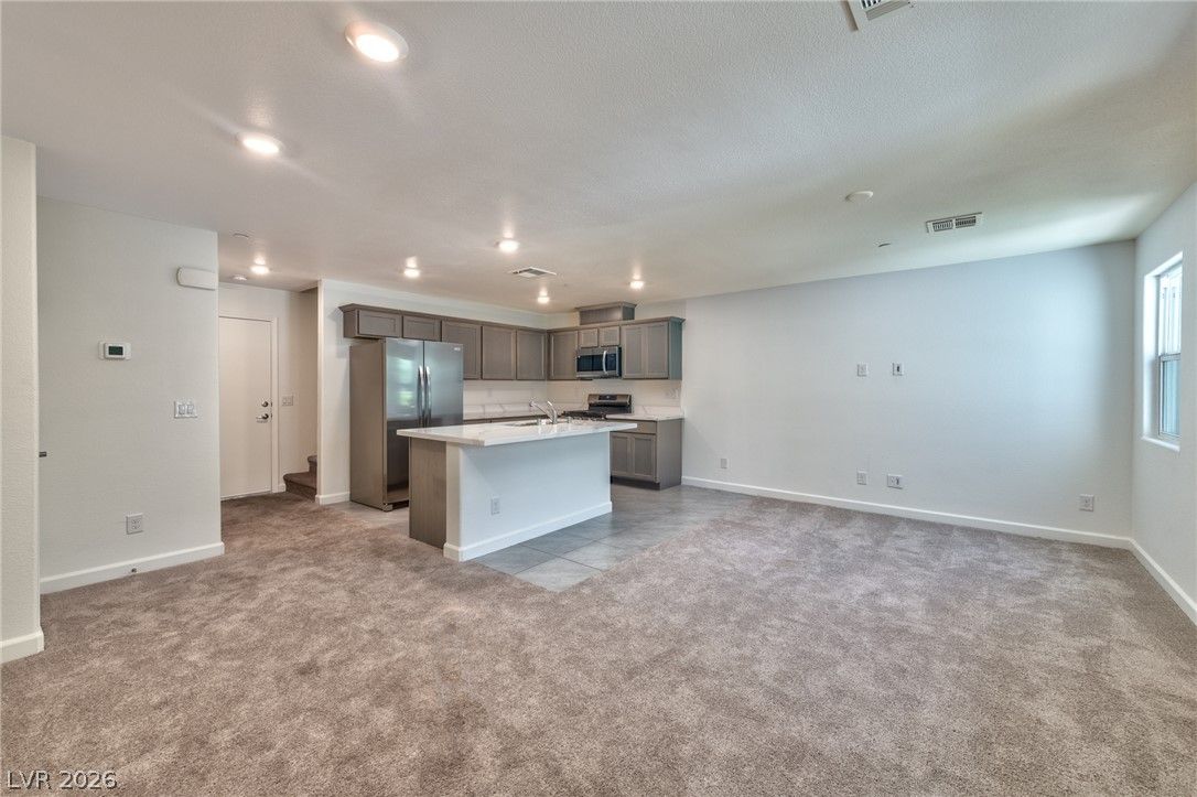 3610 Tripoli Cove Avenue — photo 2 of 16