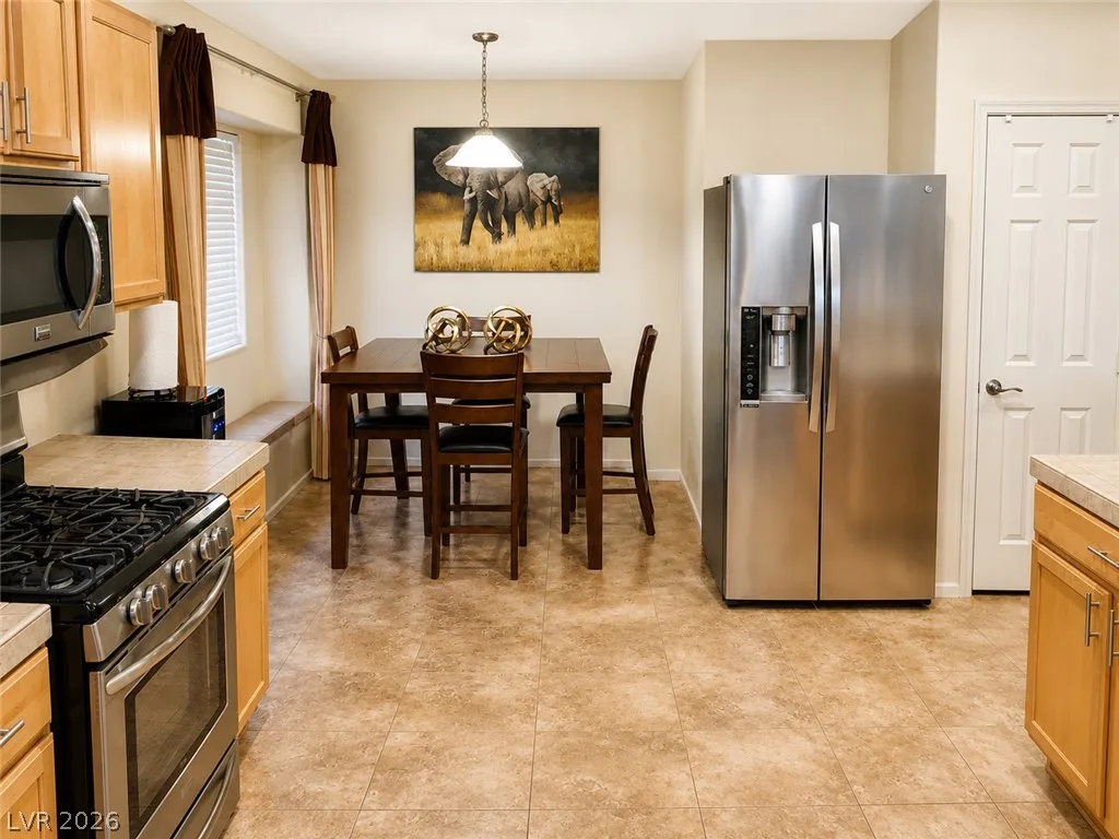 7642 Plunging Falls Drive — photo 4