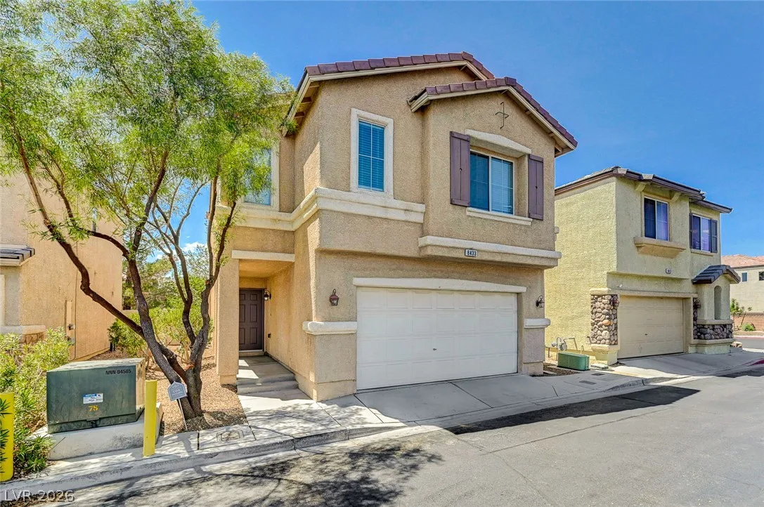 8433 Spencer Canyon Street — photo 4
