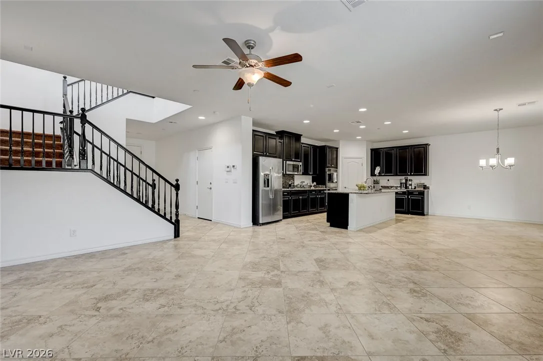 2894 Shining Sun Way — photo 4