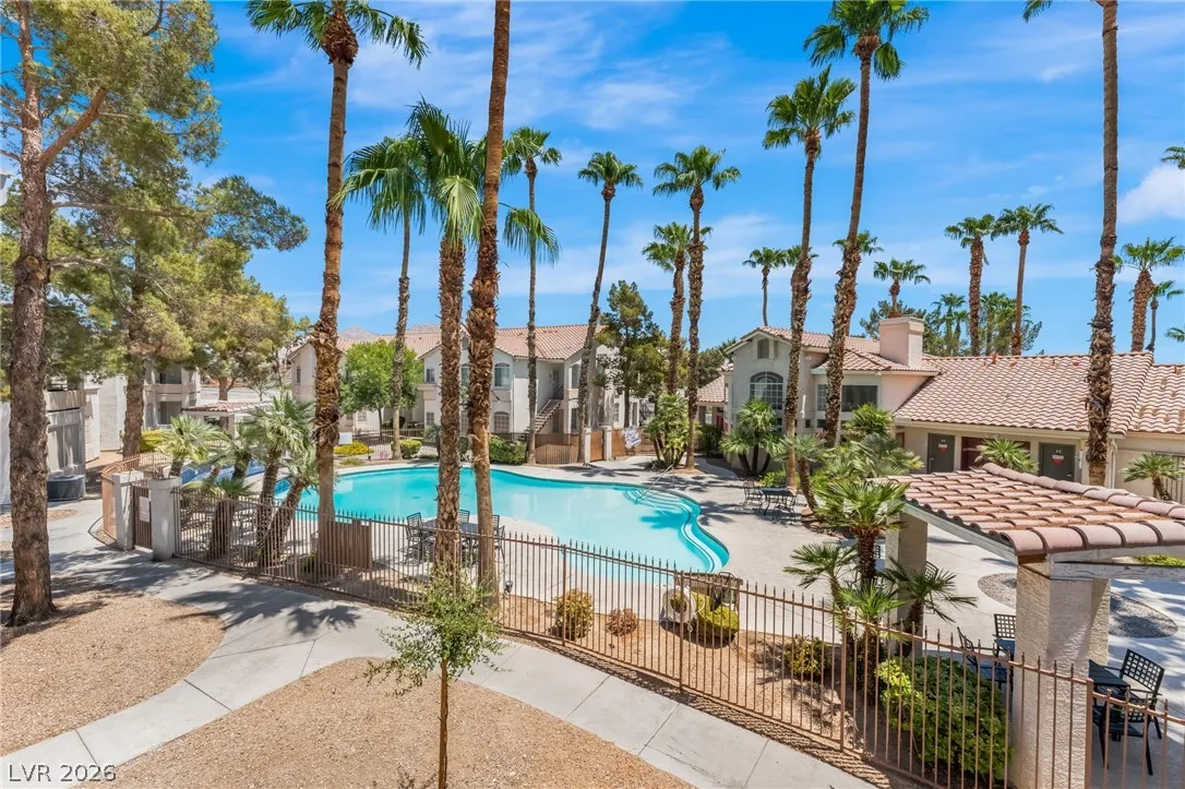 1405 South Nellis Boulevard 2015 — photo 4