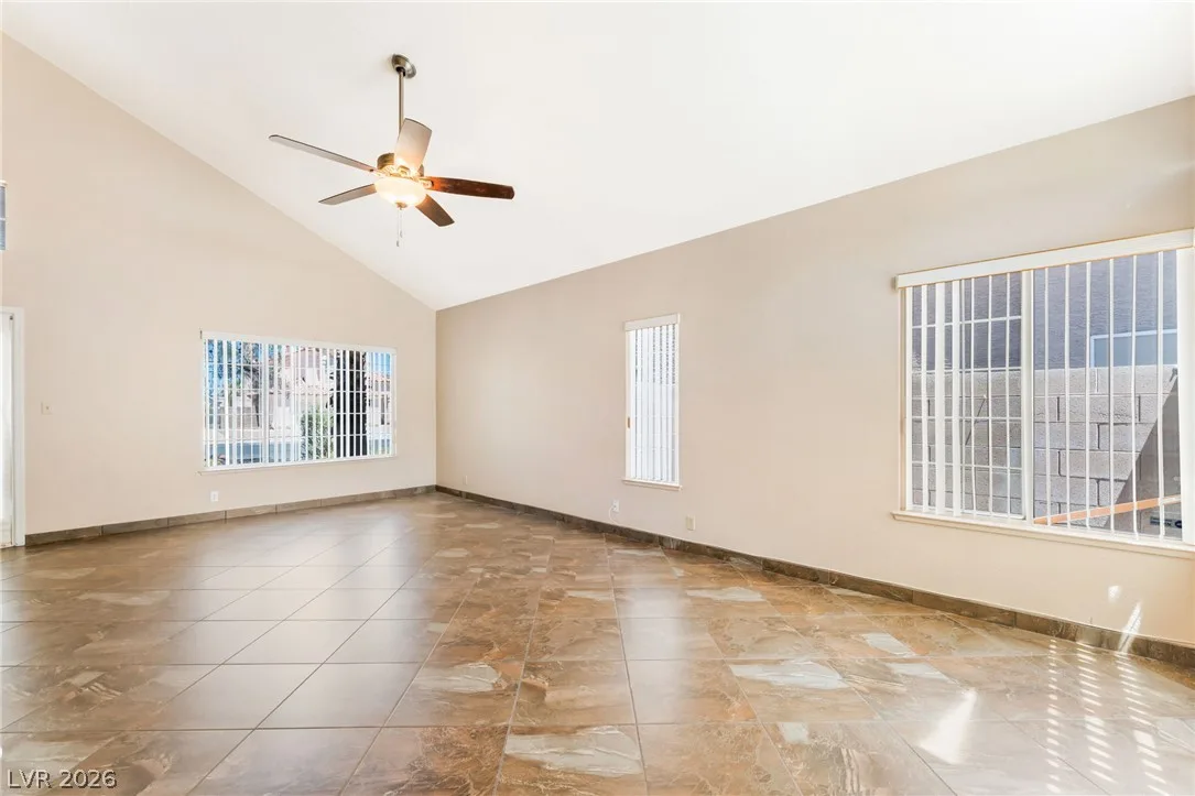 1111 Sleetridge Drive — photo 3