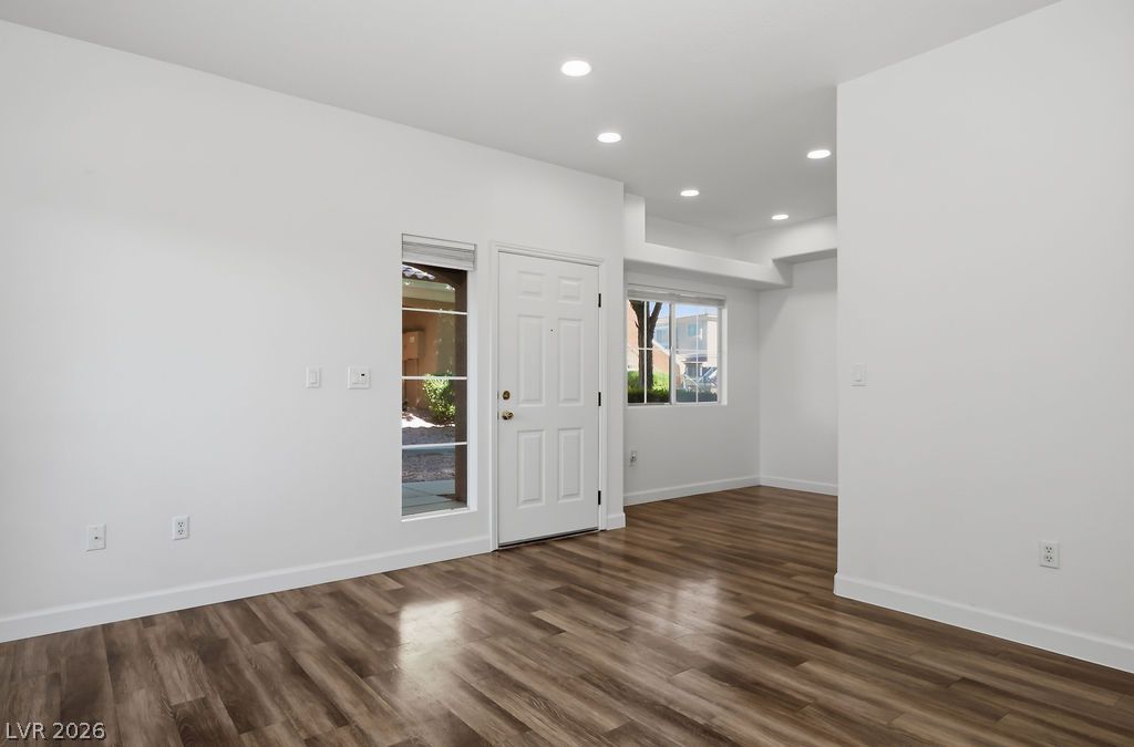 424 Pine Haven Street 106 — photo 4