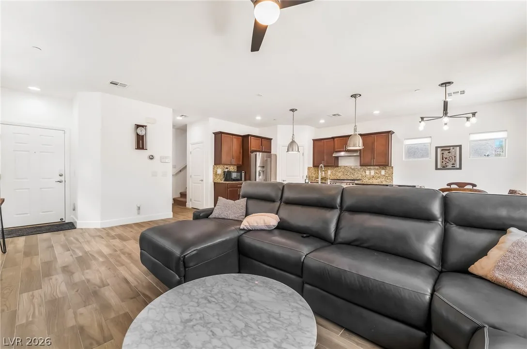 372 Monique Springs Street — photo 4