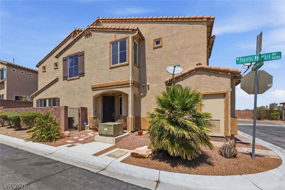 9269 Moonlight Nest Lane — photo 2 of 22