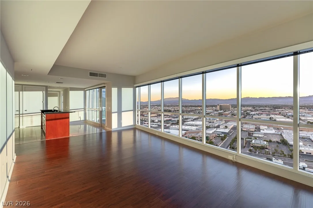 4575 DEAN MARTIN Drive 2508 — photo 5