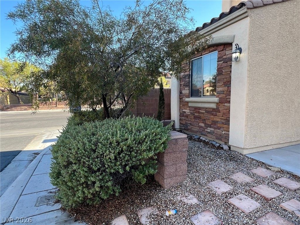 4289 Sugar Drive — photo 3