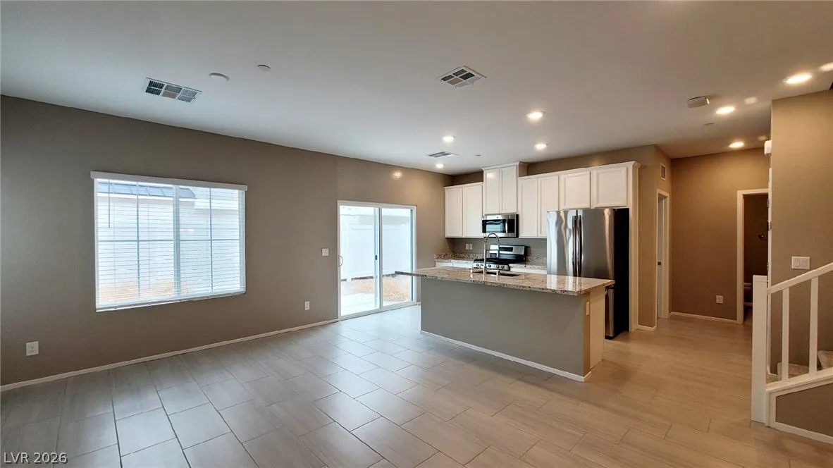 544 Teovani Street 916 — photo 3
