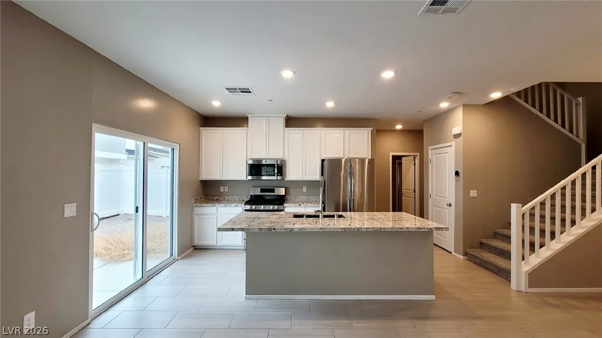 544 Teovani Street 916 — photo 4