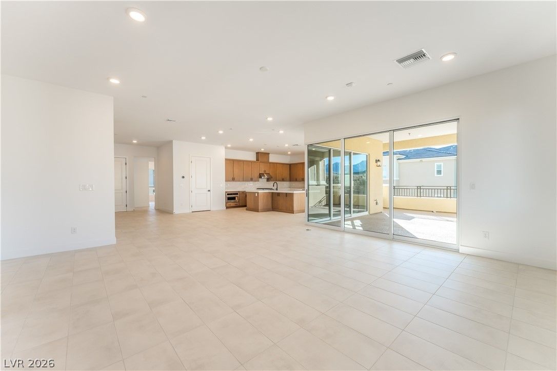 9132 Las Manaitas Avenue 401 — photo 1 of 14