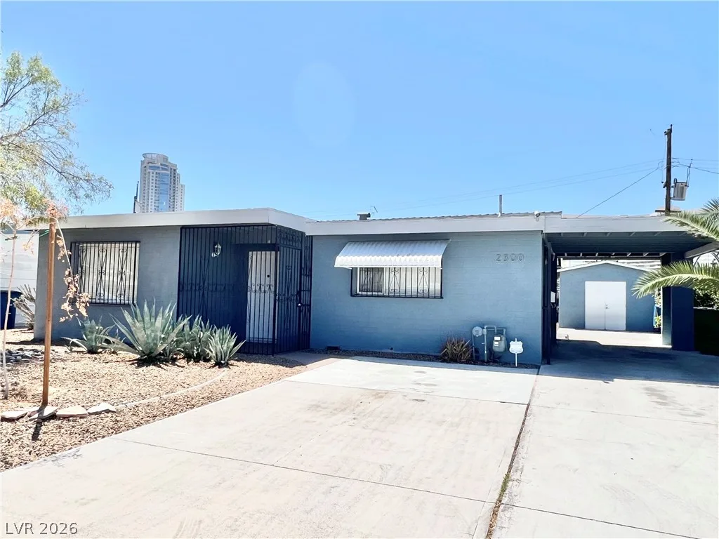 2300 Santa Clara Drive — photo 2