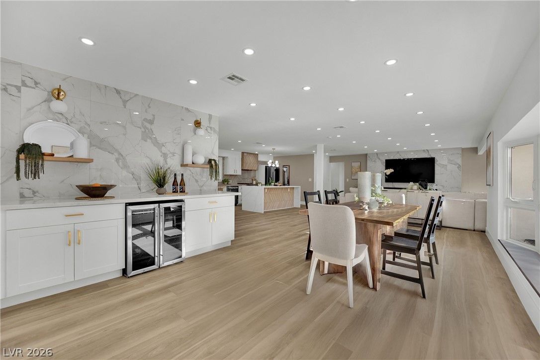 502 Park Way — photo 3