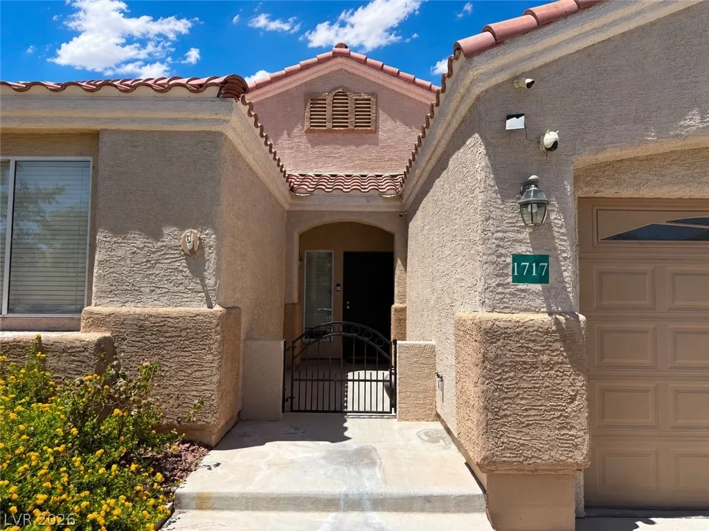 1717 Tranquil Meadows Lane — photo 4 of 24