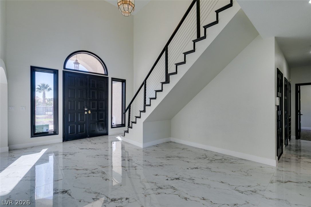 7040 OBANNON Drive — photo 5