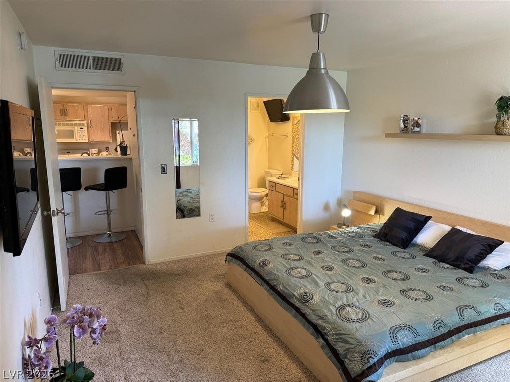 7885 West Flamingo Road 1002 — photo 4 of 25