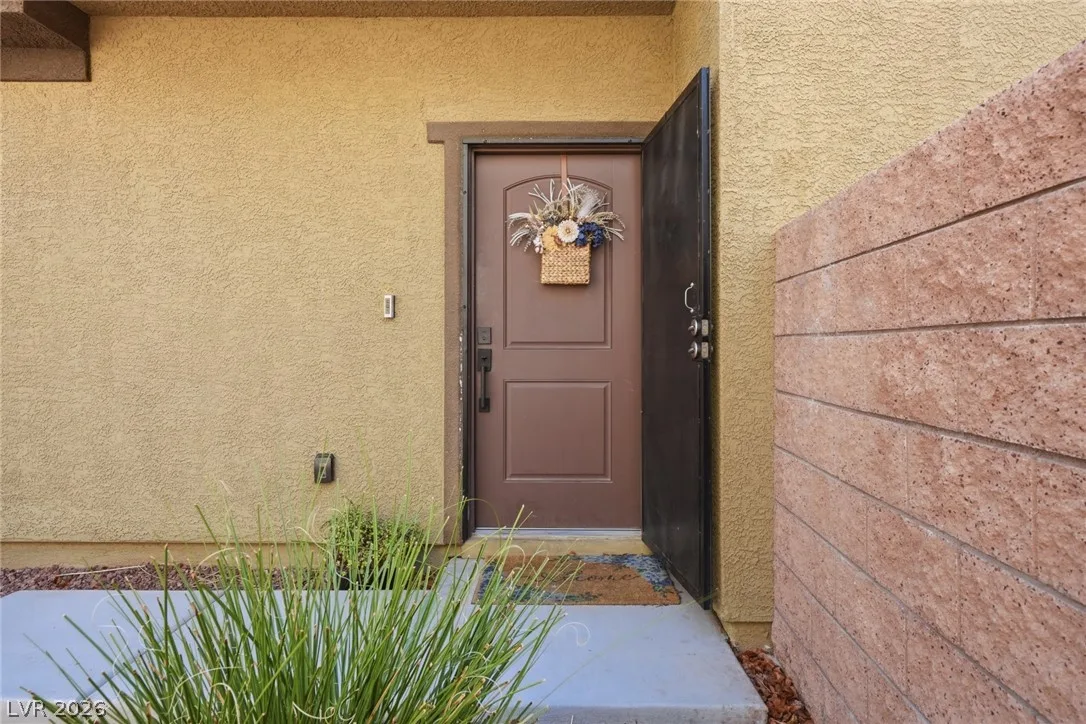 10637 Axis Mountain Court — photo 3