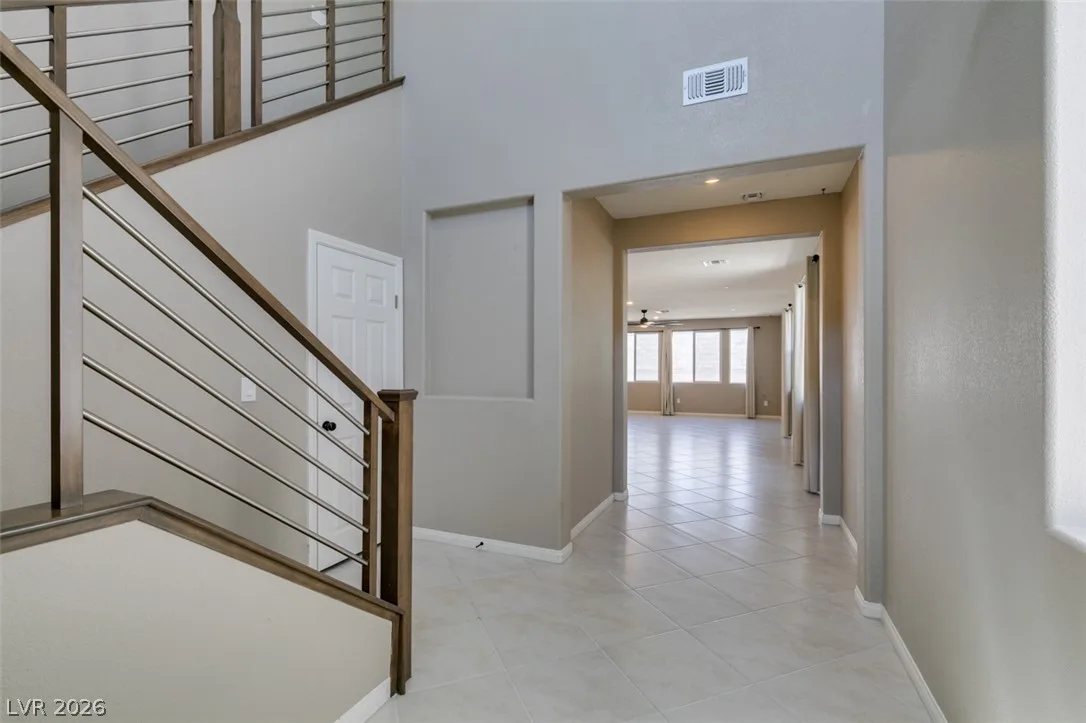 9949 Locking Biner Avenue — photo 2
