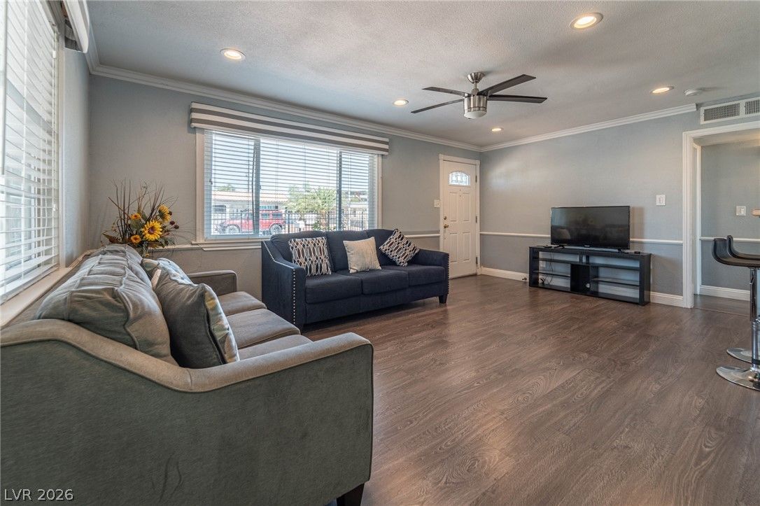 2101 Santa Paula Drive — photo 5