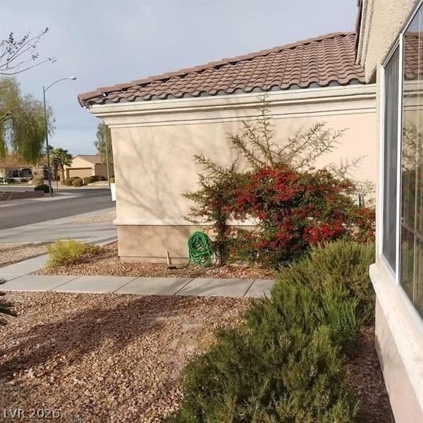 1652 Black Fox Canyon Road — photo 4 of 35