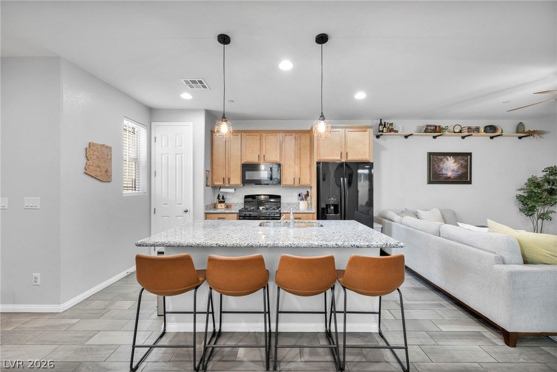90 Corretto Corner Avenue — photo 4