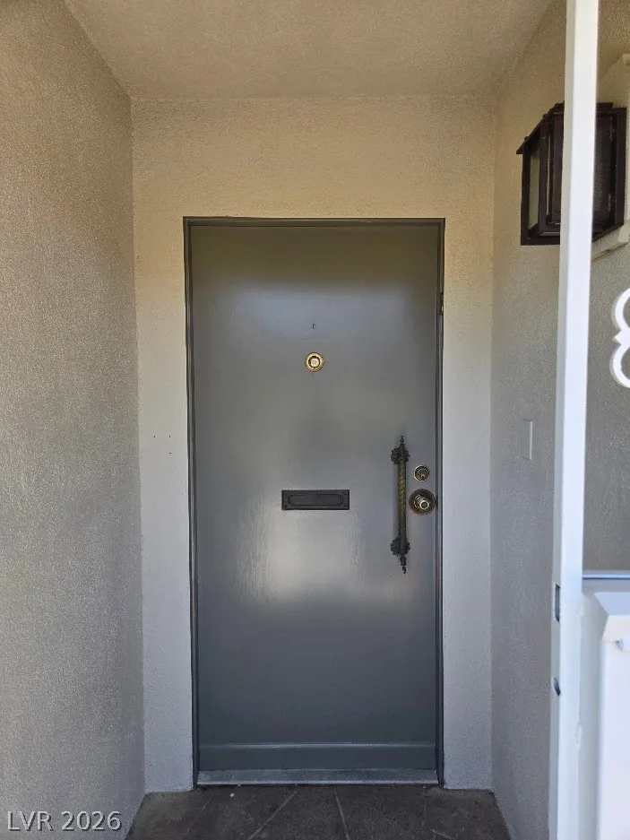3030 El Camino Avenue — photo 3