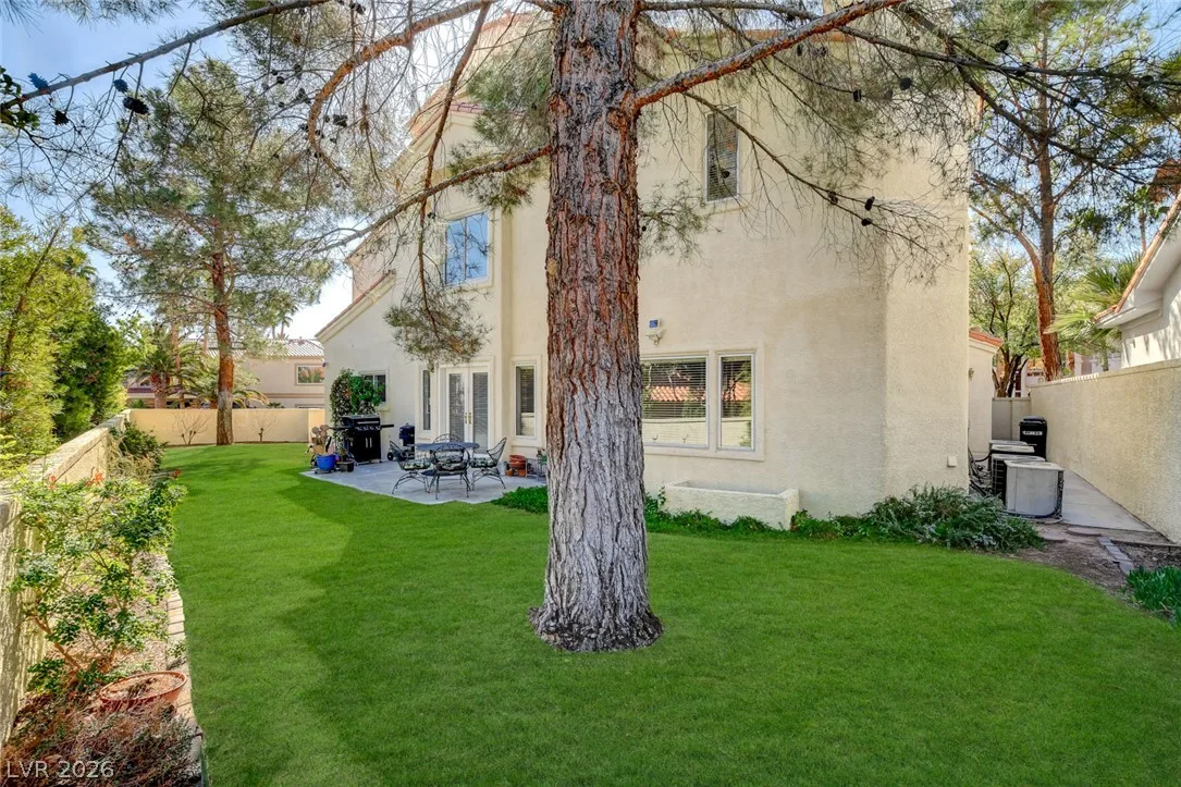 2136 Lookout Point Circle — photo 3
