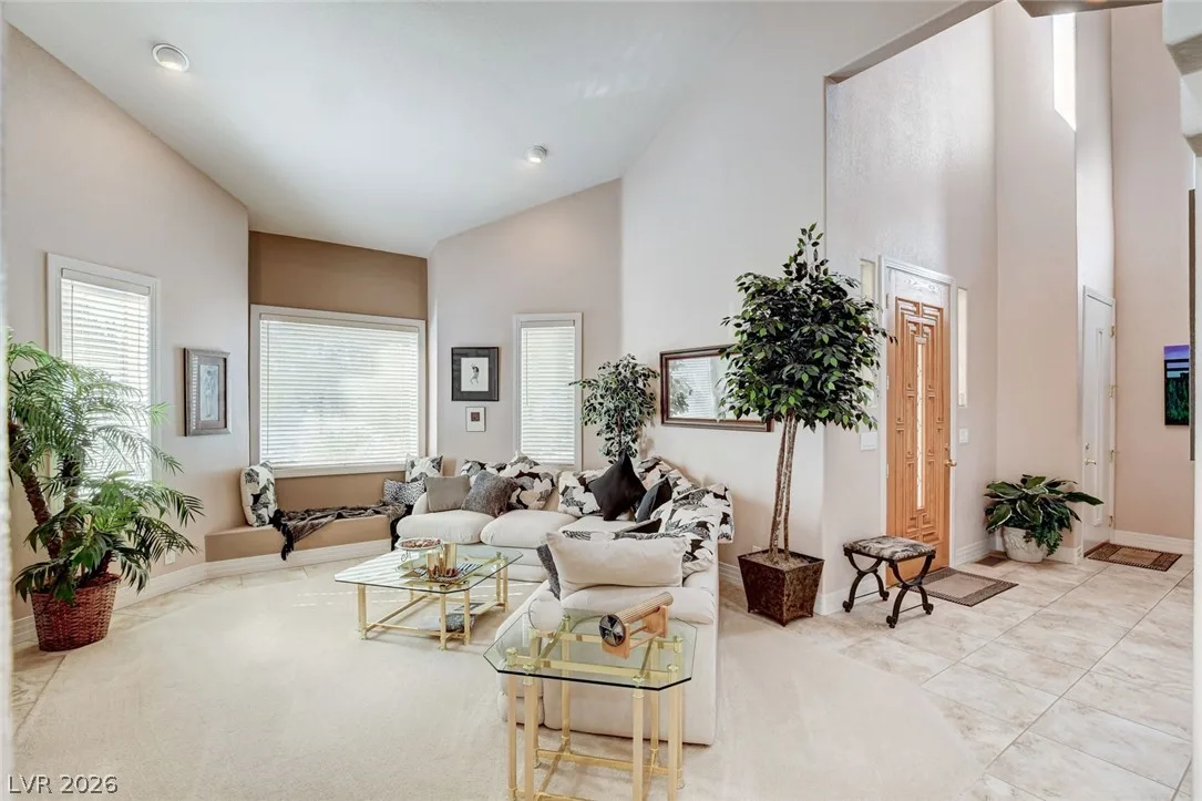 2136 Lookout Point Circle — photo 4